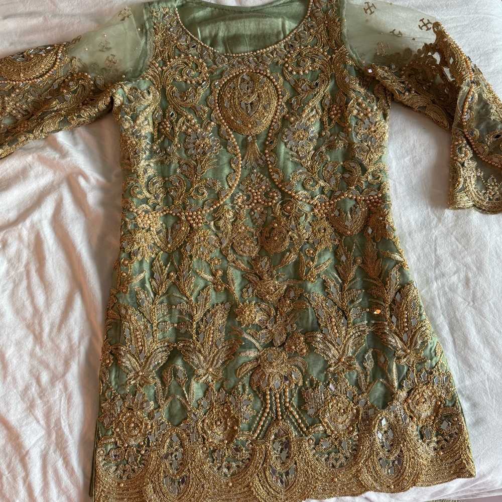 Green Maryum n Maria formal suit